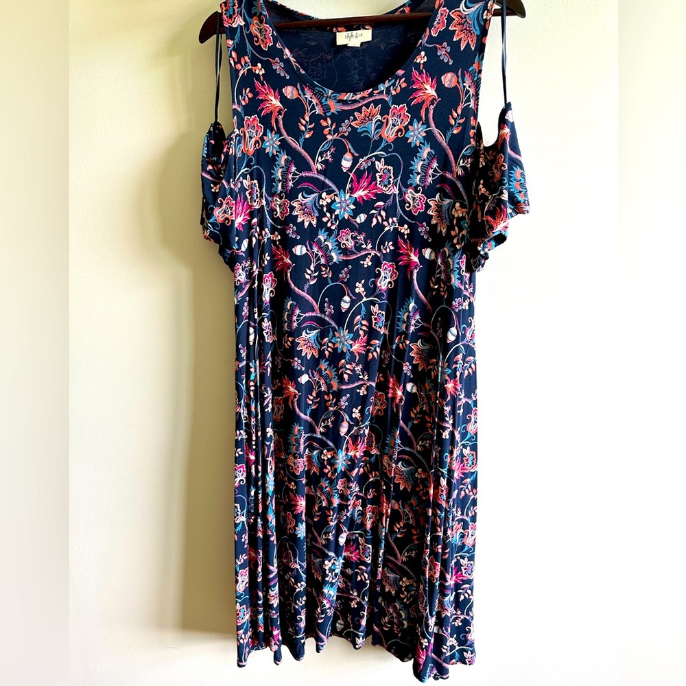 Women’s Floral Cold Shoulder Dress